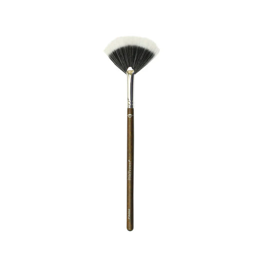 Forever Makeup Brushes PX002: Precision and Versatility in One Brush