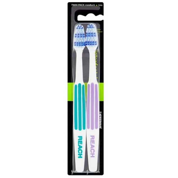 Reach Twin Pack Medium Toothbrush – Superior Oral Care for a Bright, Healthy Smile