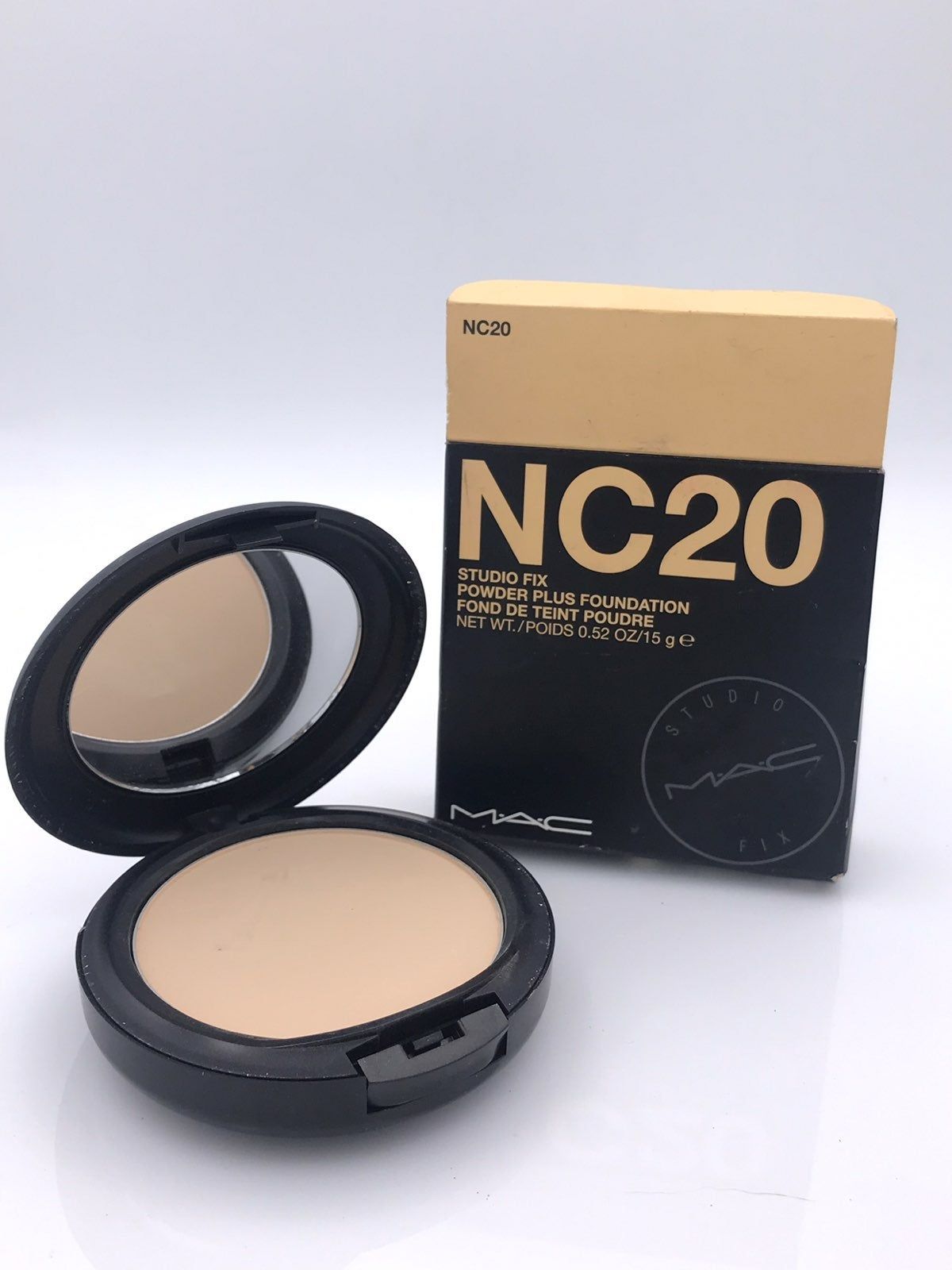 MAC Studio Fix Powder Plus Foundation