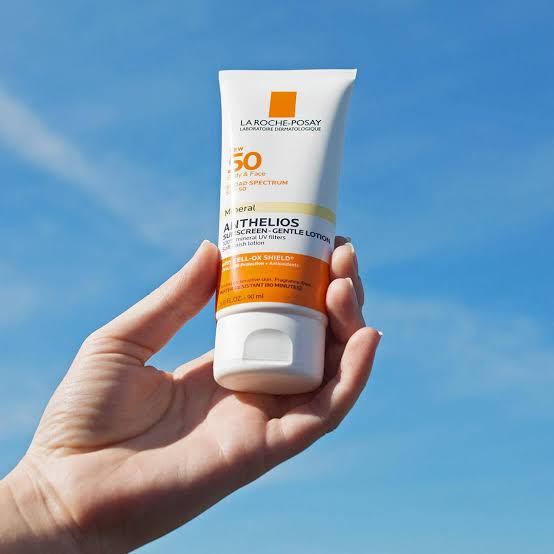 La Roche-Posay SPF 50 Gentle Lotion Mineral Sunscreen 90ml