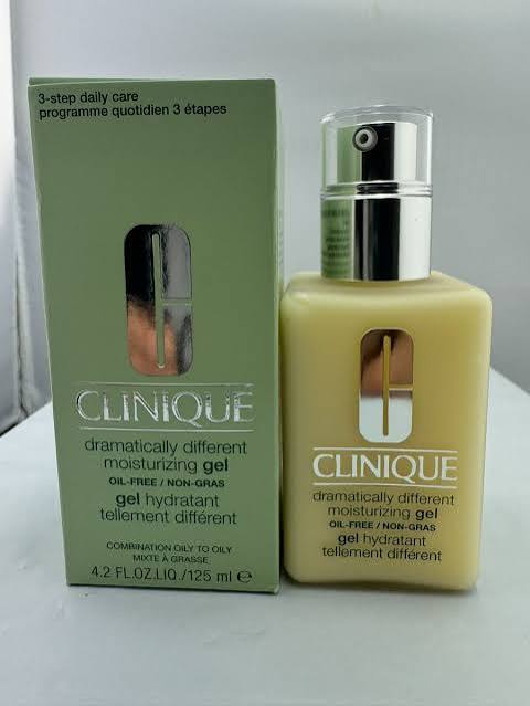 Clinique Oil-Free Gel Moisturizer & Gel Hydratant 125ml – Lightweight Hydration for Oily